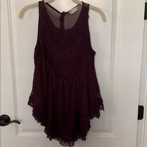 Burgundy sleeveless lace top